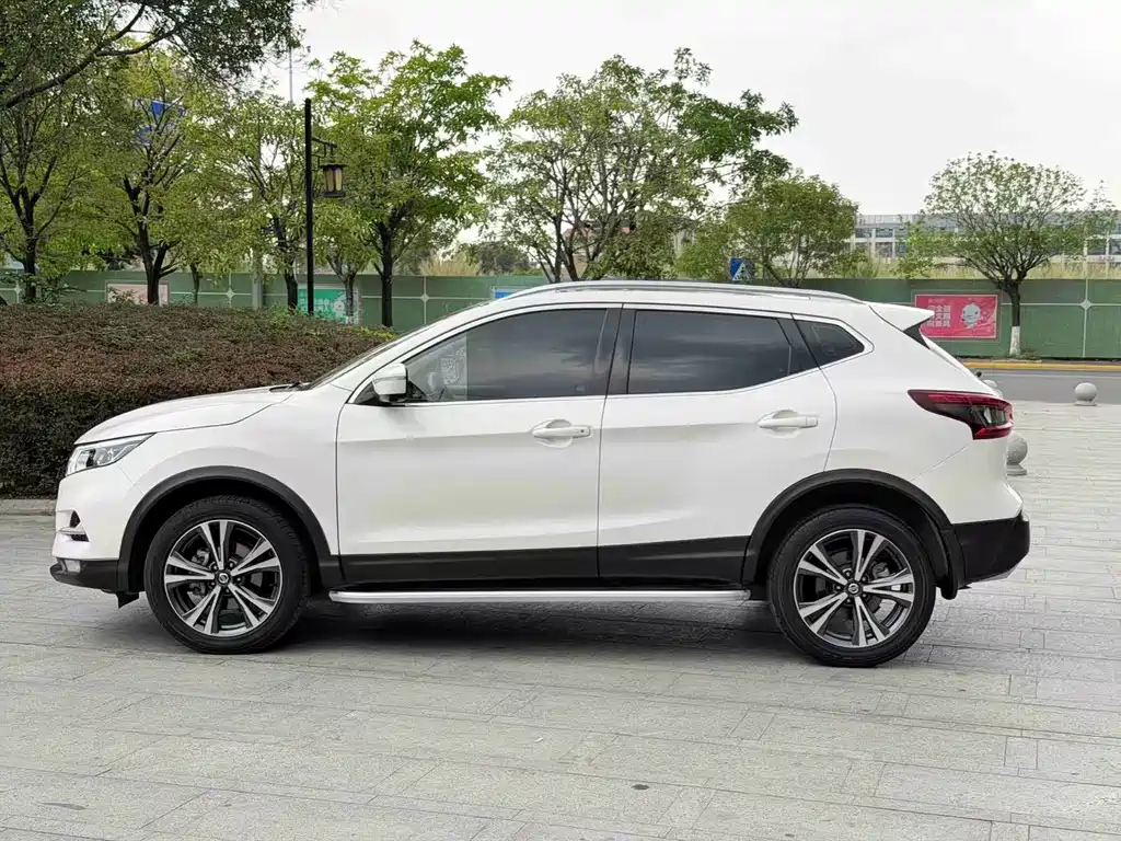 Nissan Qashqai 2023 — фото 13
