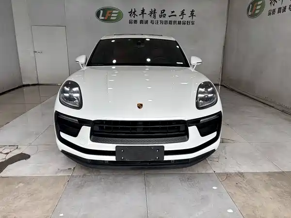 Porsche Macan 2022