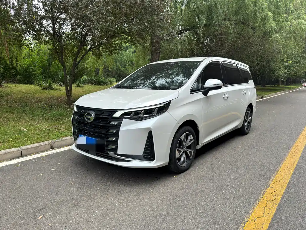GAC Trumpchi M6 2023 — фото 3