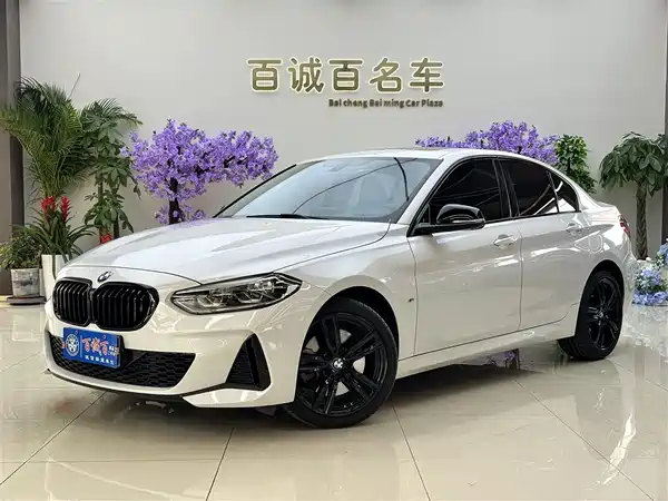BMW 1 Series 2023