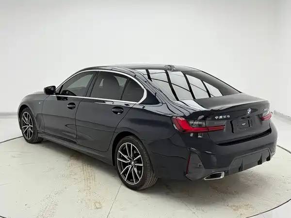 BMW 3 Series 2023