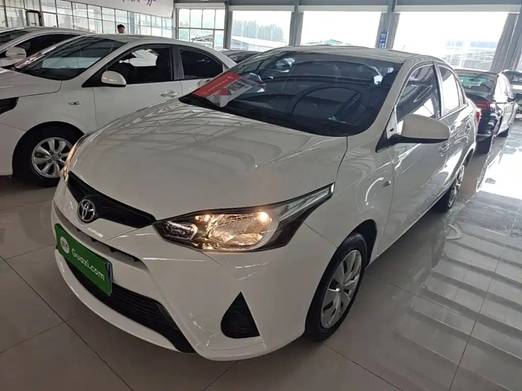 Toyota Yaris L 2019