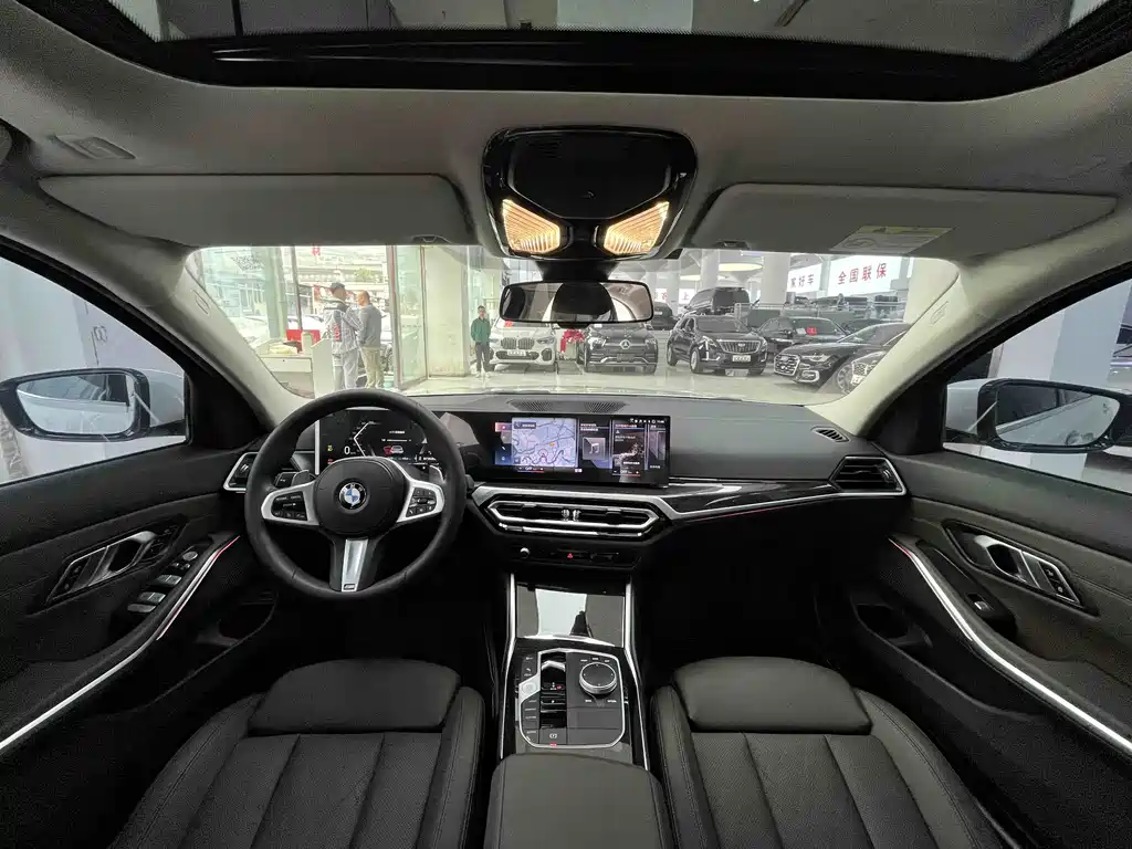 BMW 3 Series 2023 — фото 12