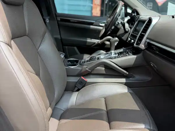 Porsche Cayenne New Energy 2015
