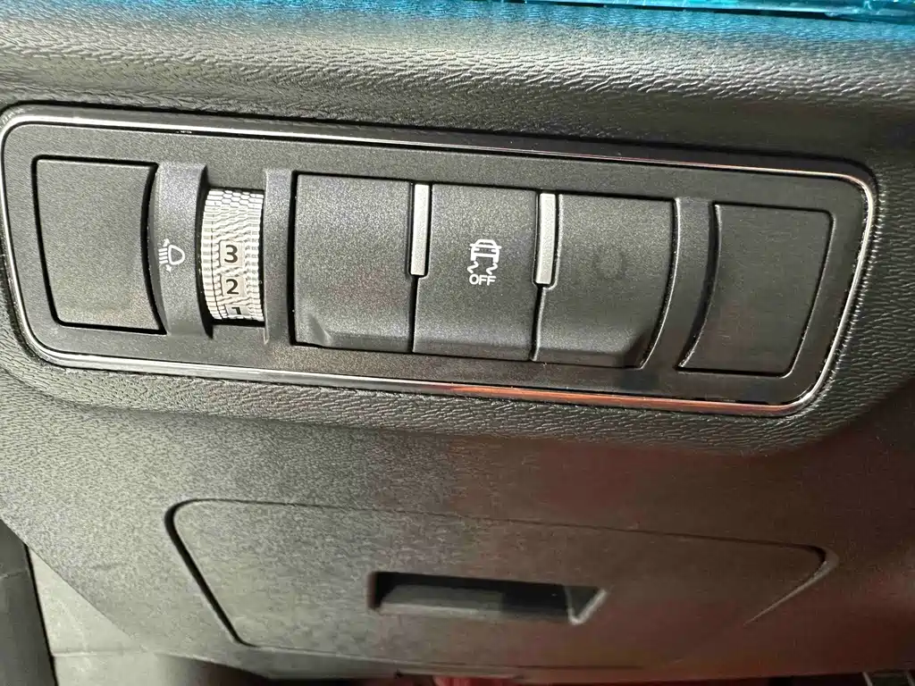 Jetour X70 PLUS 2023 — фото 12