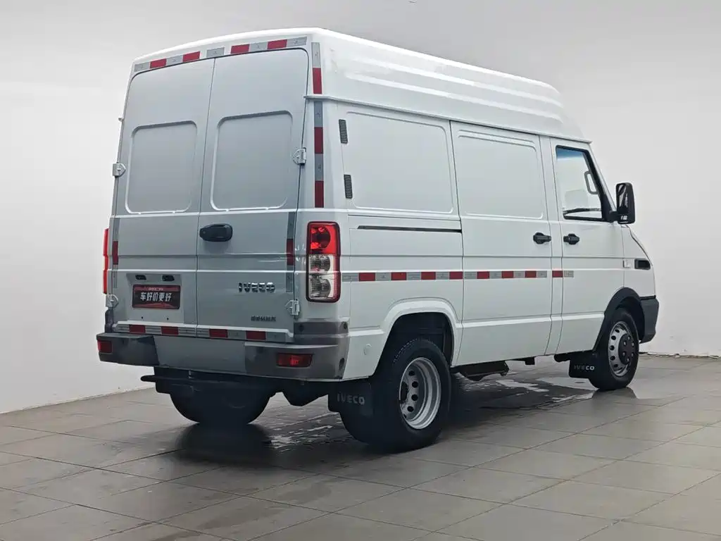 Iveco Proud 2020 — фото 2