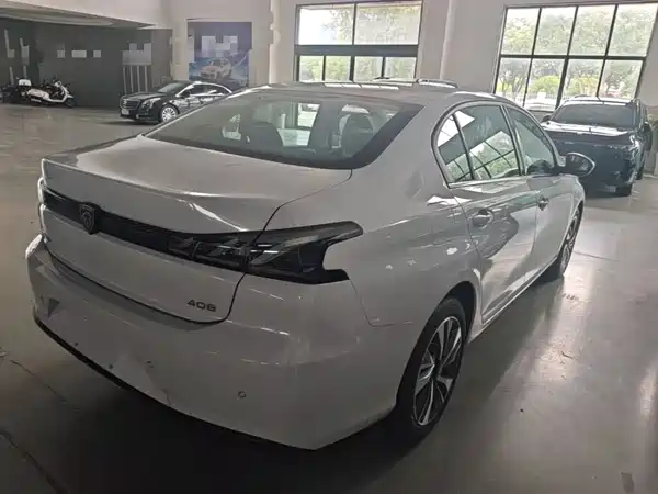 Peugeot 408 2026