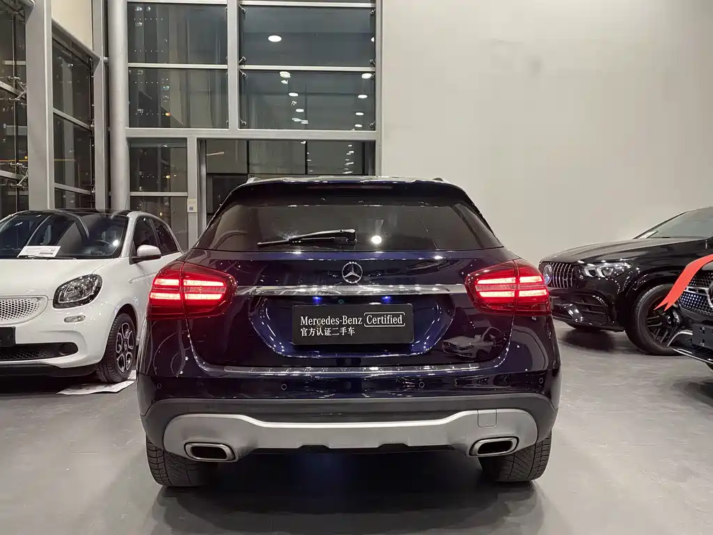 Mercedes-Benz GLA 2018 — фото 13