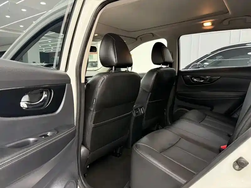 Nissan X-Trail 2022 — фото 10