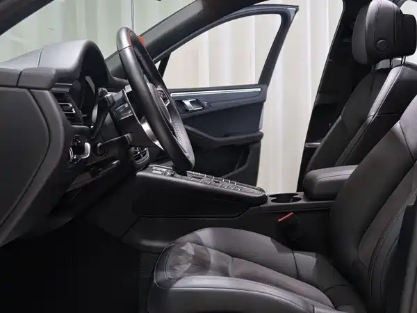 Porsche Macan 2020