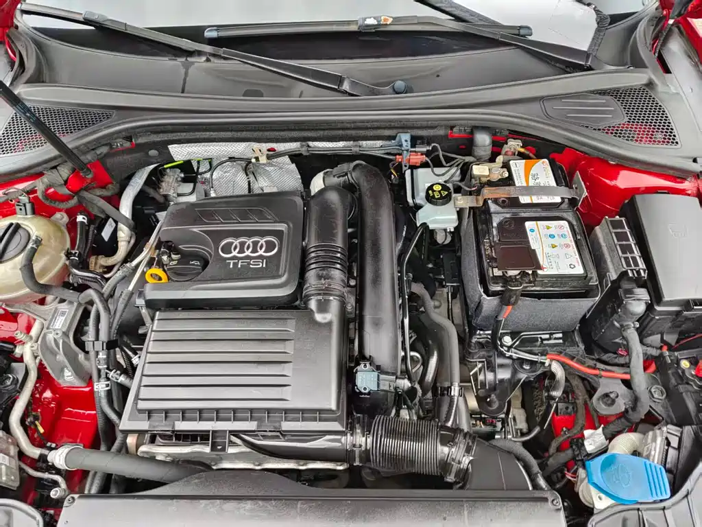 Audi A3 2019 — фото 13