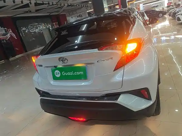 Toyota C-HR 2021