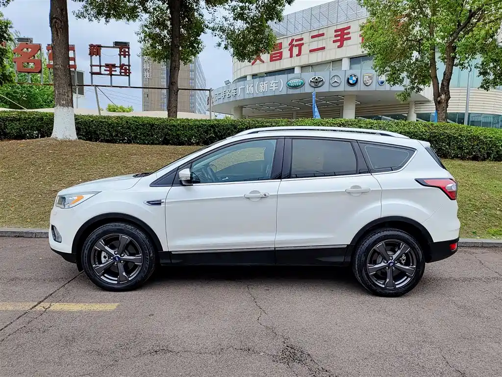 Ford Kuga 2020 — фото 3