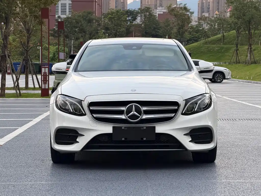 Mercedes-Benz E-Class 2016 — фото 2