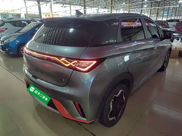 BYD Dolphin 2022