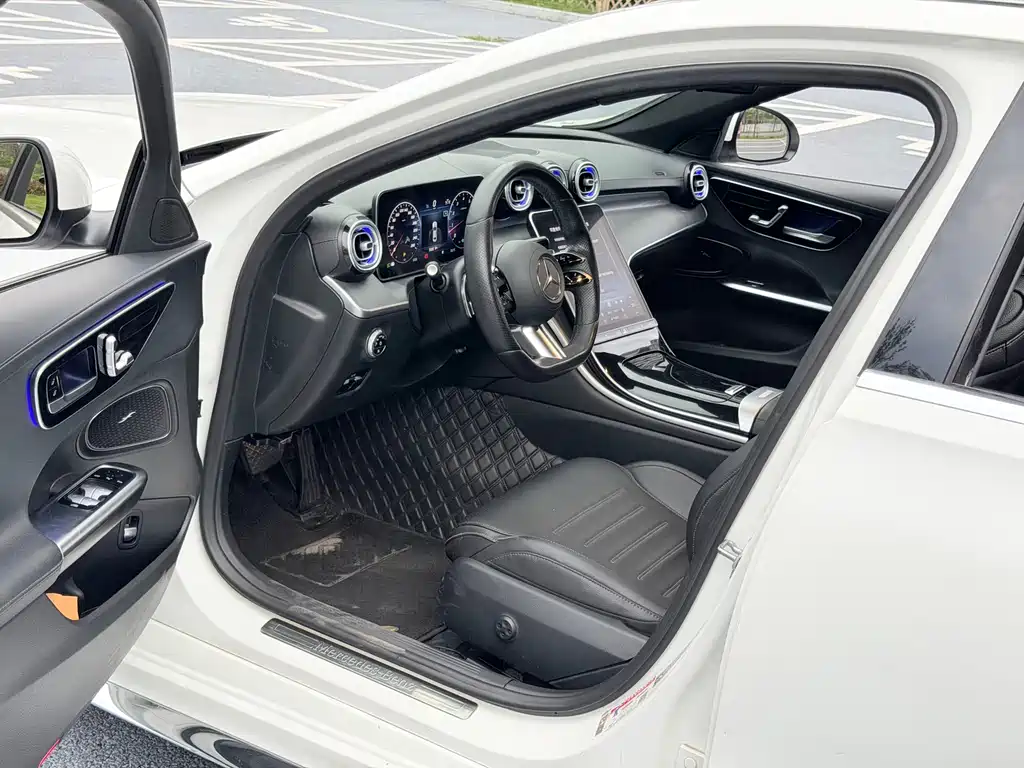 Mercedes-Benz C-Class 2022