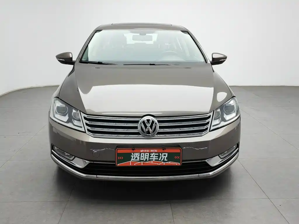 Volkswagen Magotan 2013