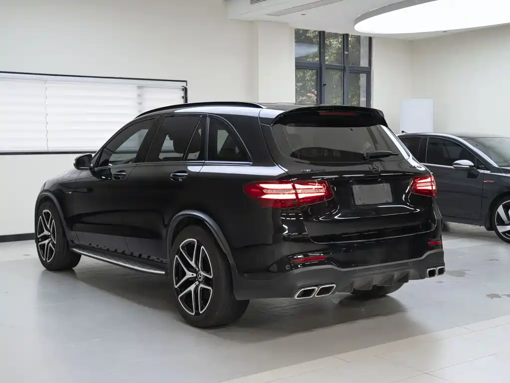 Mercedes-Benz GLC AMG 2020 — фото 16