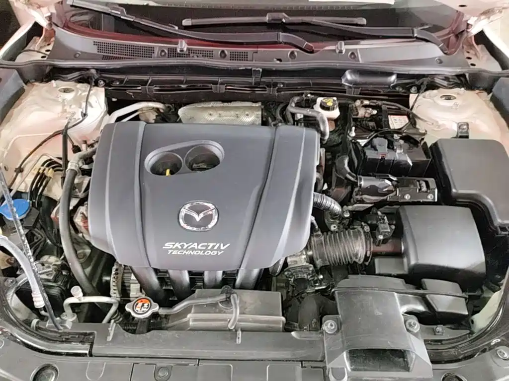 Mazda CX-4 2018 — фото 20