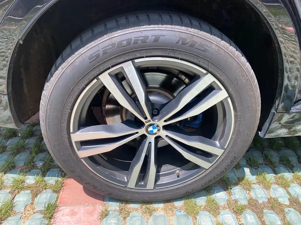 BMW X7 2021 — фото 10