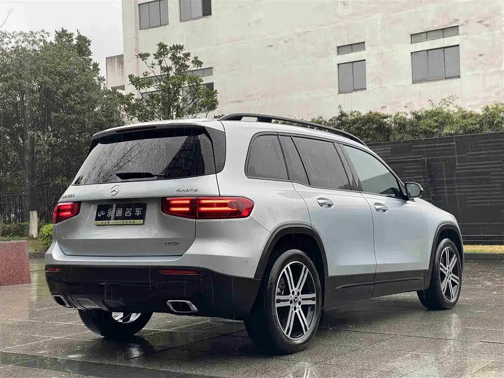 Mercedes-Benz GLB 2023 — фото 17