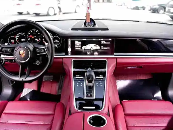 Porsche Panamera 2022