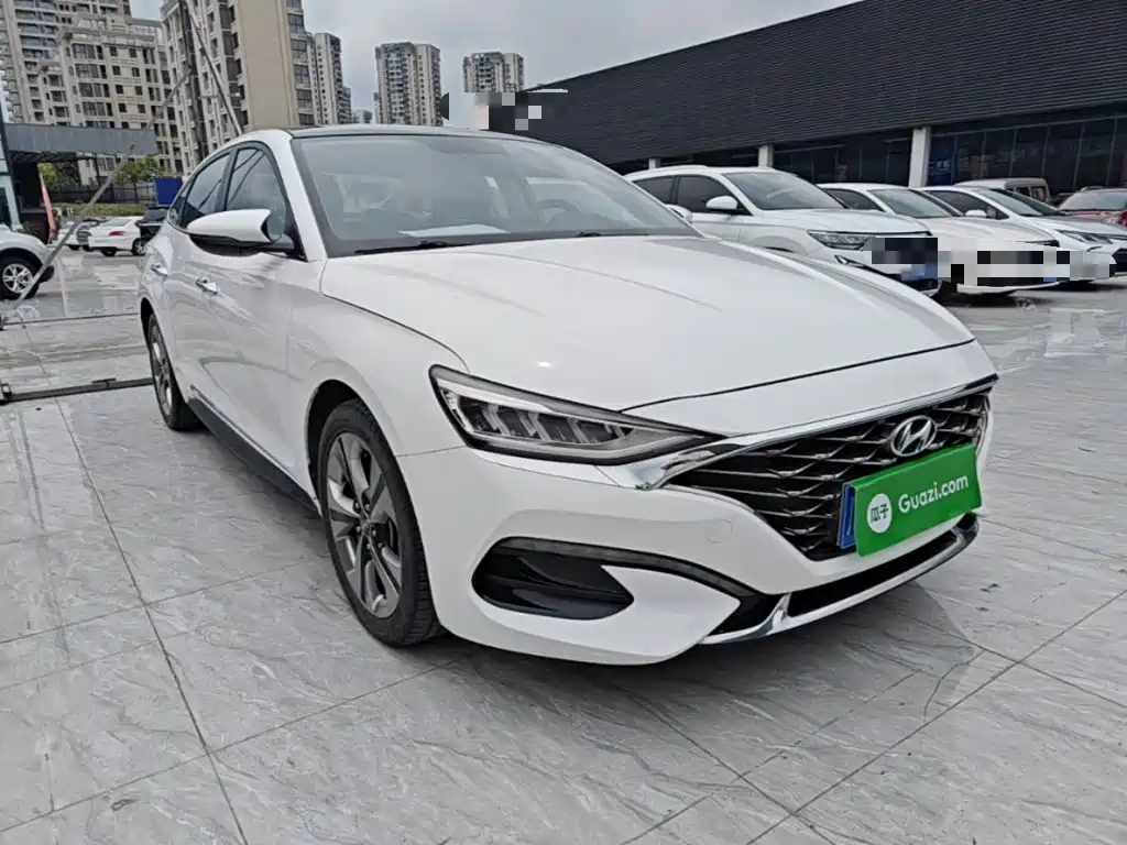 Hyundai Festa 2019 — фото 4