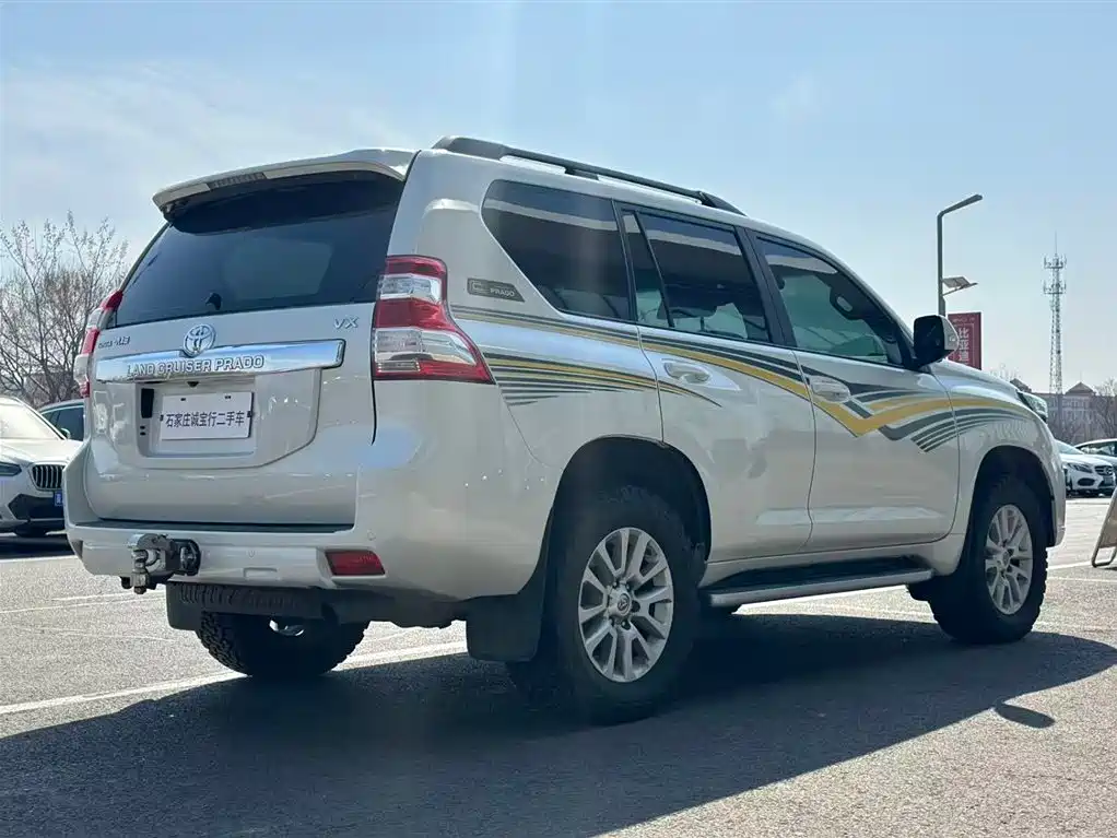 Toyota Prado 2016 — фото 15
