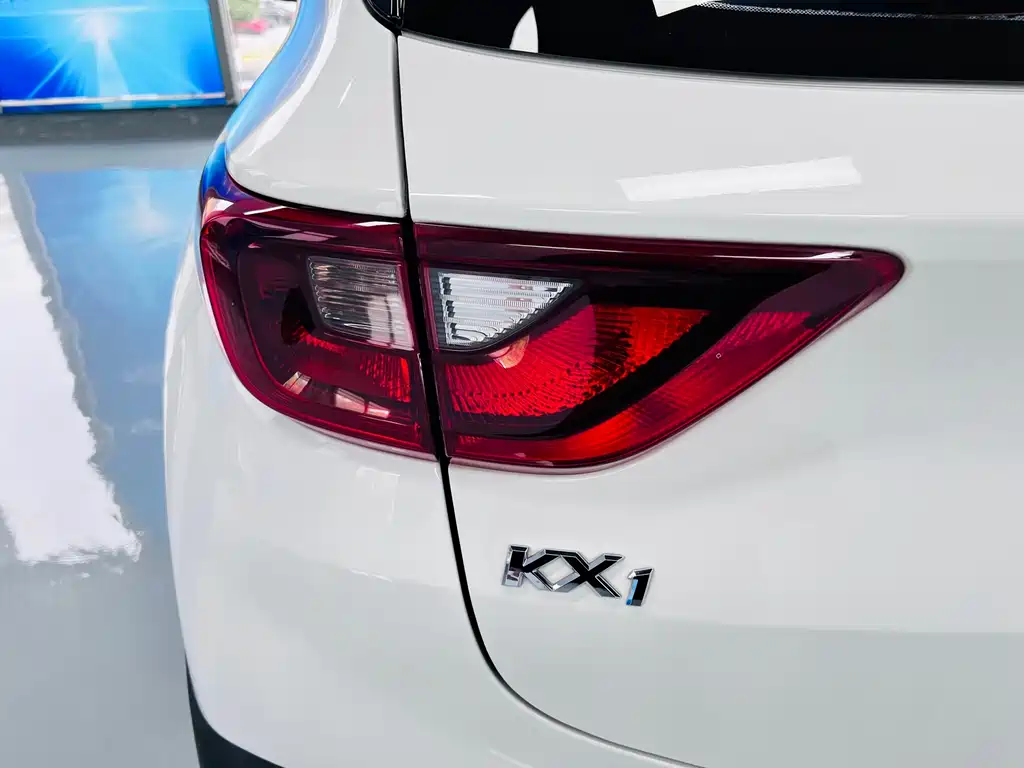 Kia KX1 2022 — фото 10