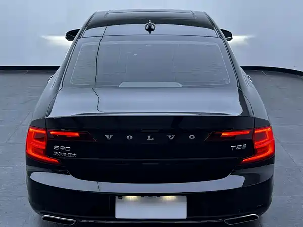 Volvo S90 2020