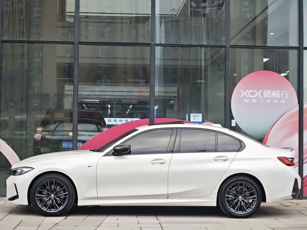 BMW 3 Series 2024