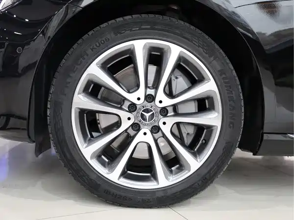 Mercedes-Benz E-Class 2019