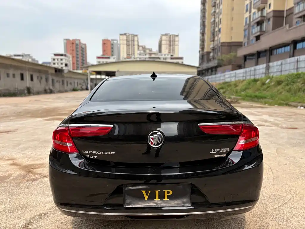 Buick LaCrosse 2018 — фото 12