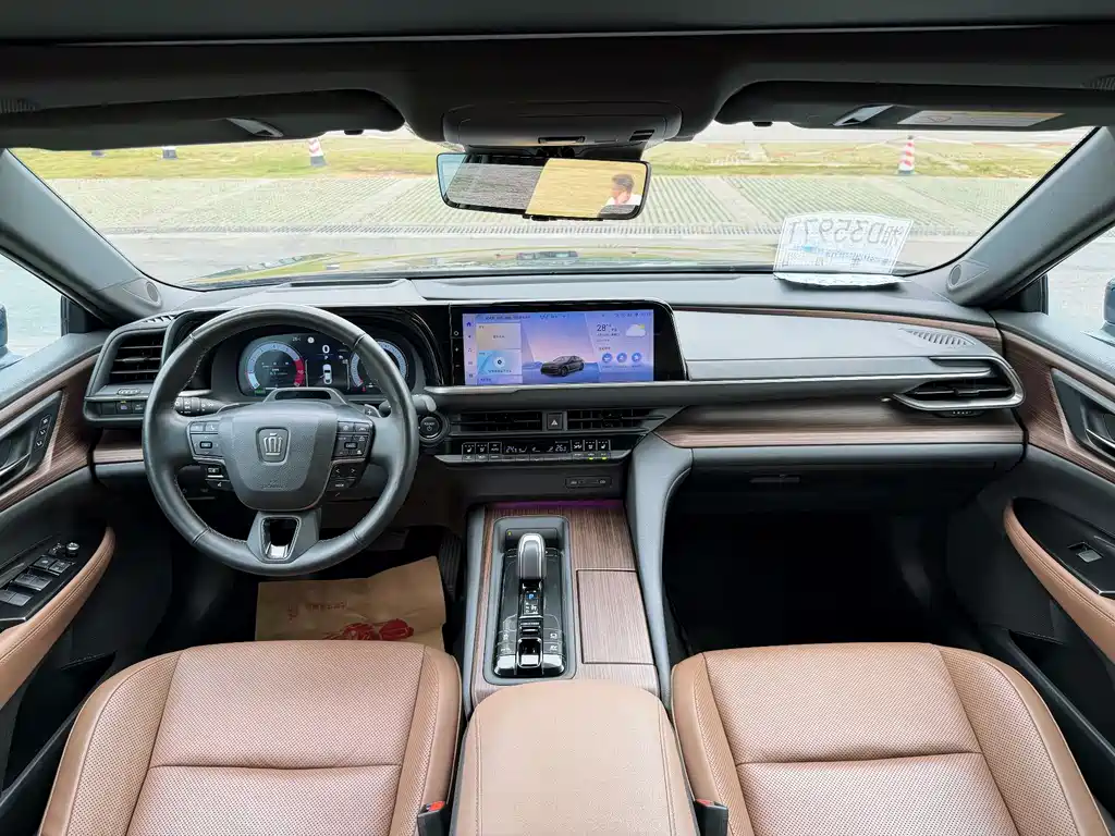 Toyota Crown 2024 — фото 10