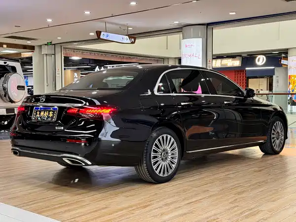 Mercedes-Benz E-Class 2023