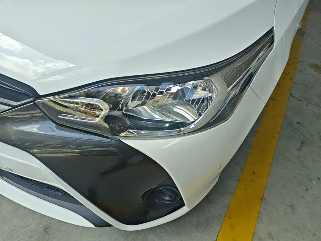 Toyota Yaris L 2018 — фото 24