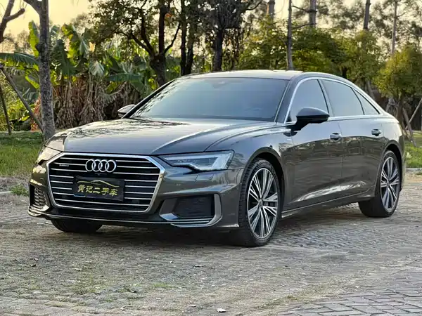Audi A6L 2022