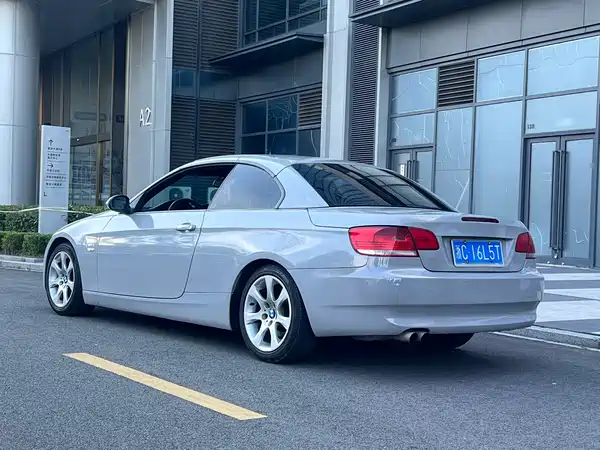 BMW 3 Series 2009