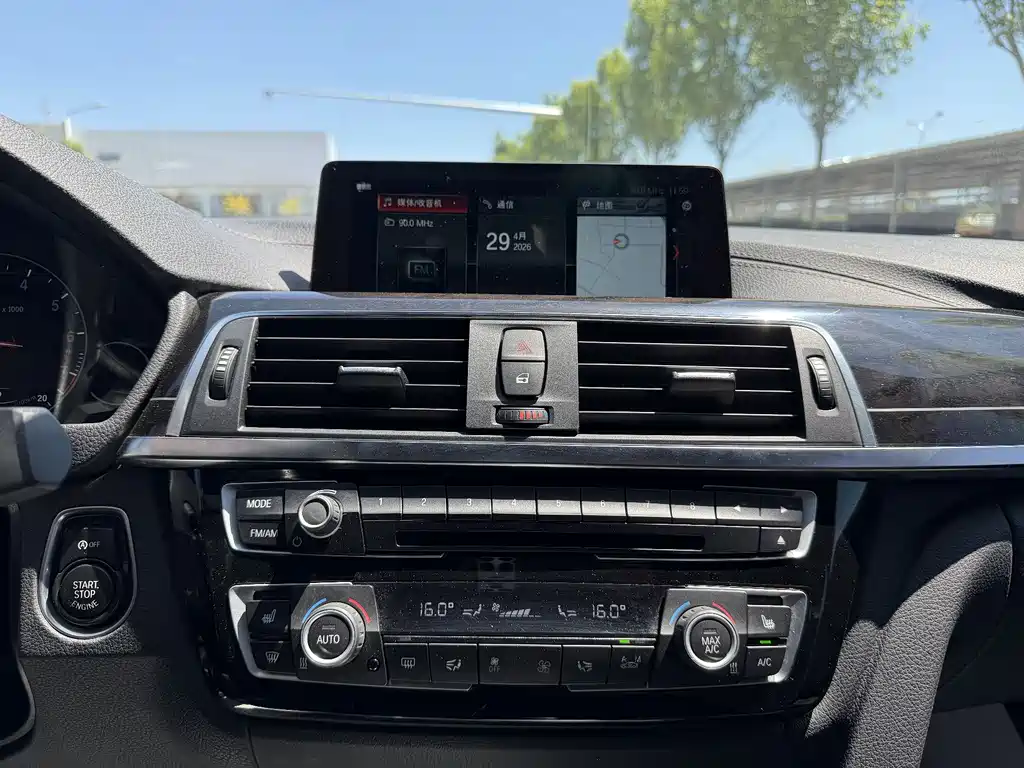 BMW 4 Series 2019 — фото 18