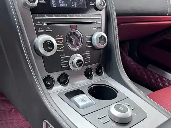 Aston Martin Rapide 2013