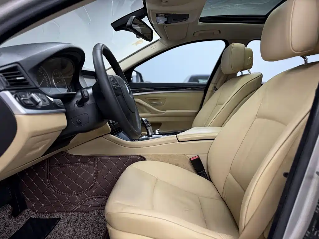 BMW 5 Series 2012