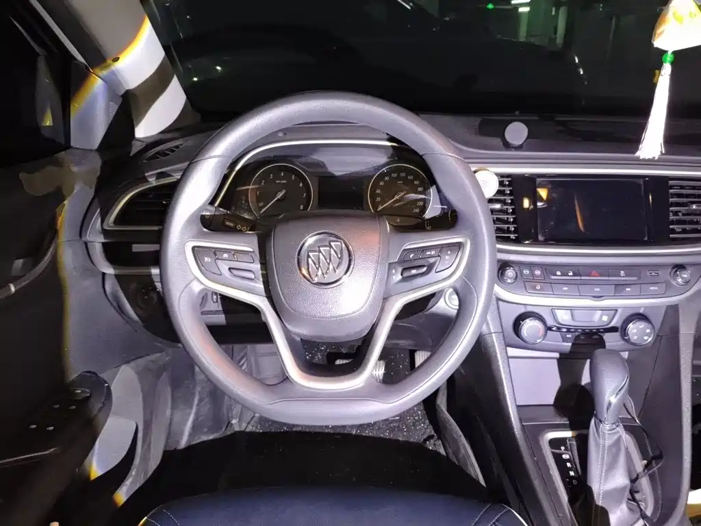 Buick Excelle 2021
