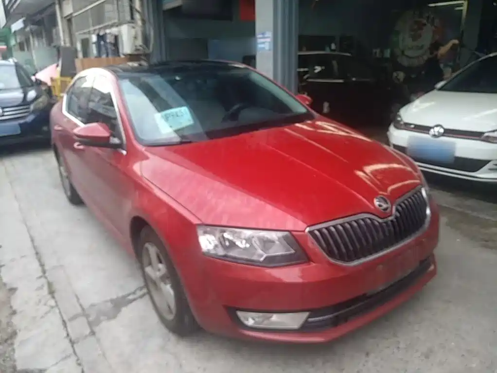 Skoda Octavia 2015 — фото 4