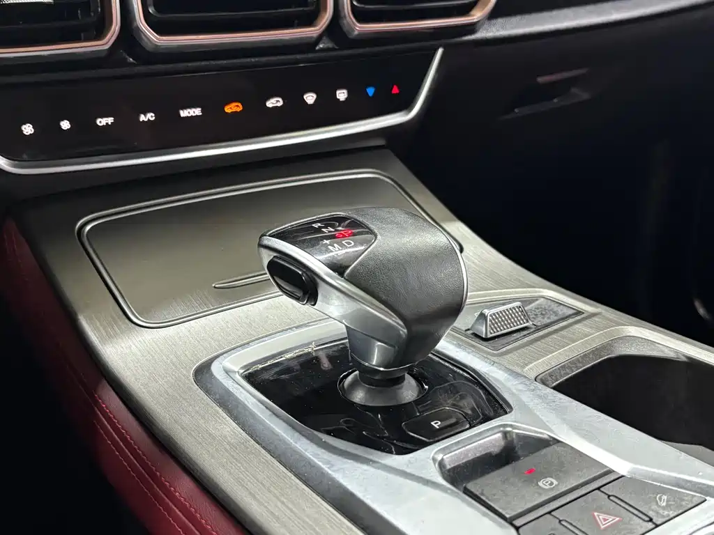 Jetour X70 PLUS 2022 — фото 16