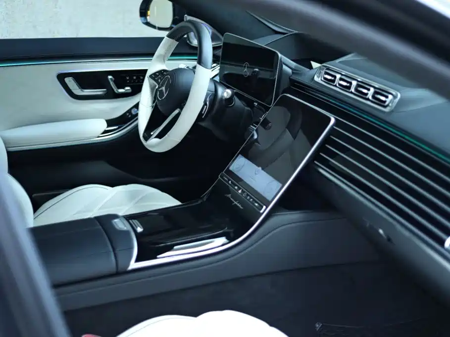 Mercedes-Benz Maybach S-Class 2023