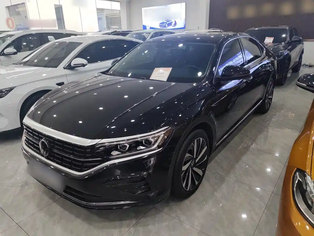 Volkswagen Passat 2023