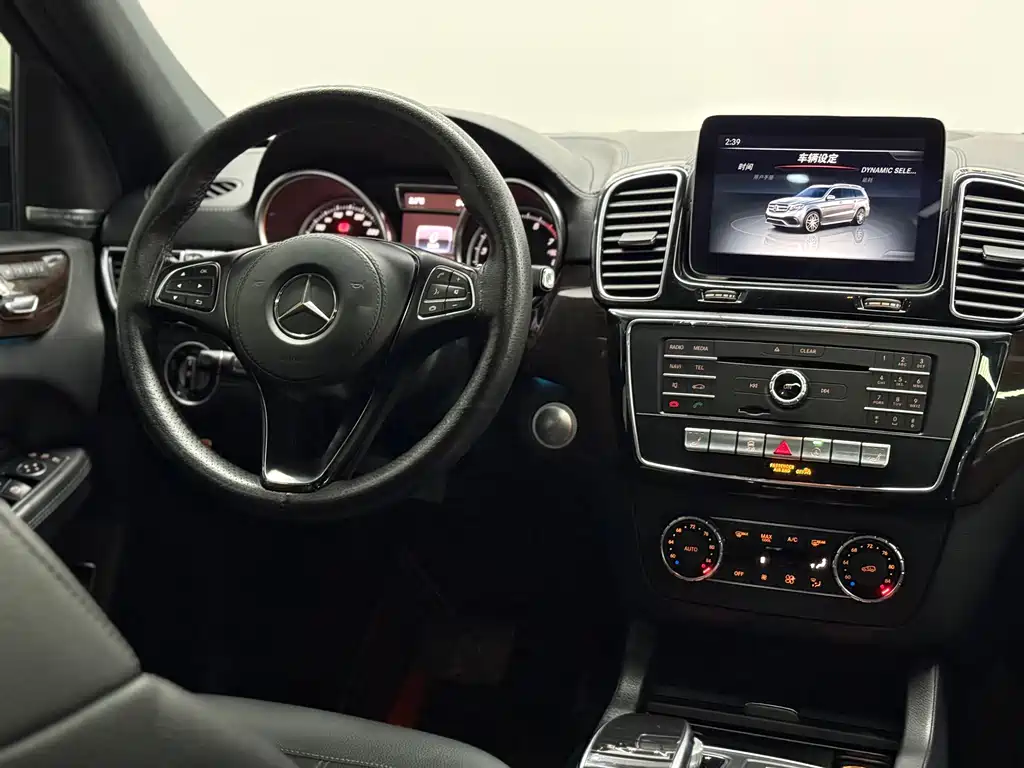 Mercedes-Benz GLS 2017 — фото 30