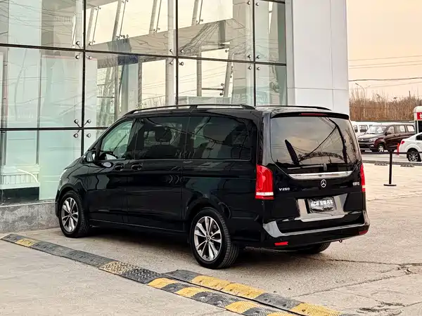 Mercedes-Benz V-Class 2020