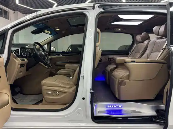 Buick GL8 2021