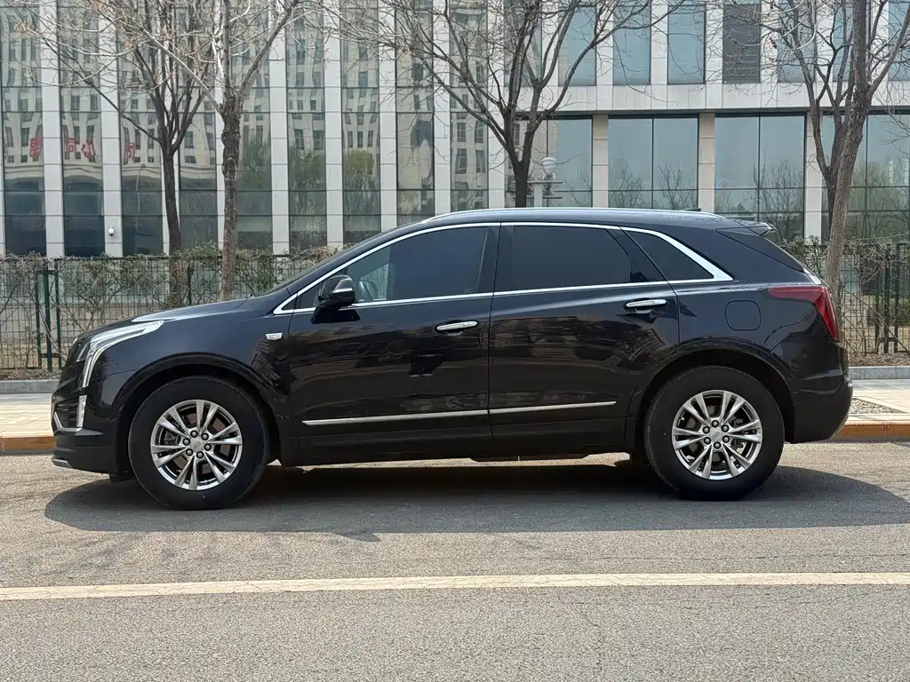 Cadillac XT5 2021 — фото 5